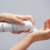 Массажная пена Fizzy Massage Foam - 150 мл. - YESforLOV - купить с доставкой в Кургане