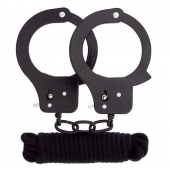 Чёрные наручники из листового металла в комплекте с веревкой BONDX METAL CUFFS LOVE ROPE SET - Dream Toys - купить с доставкой в Кургане