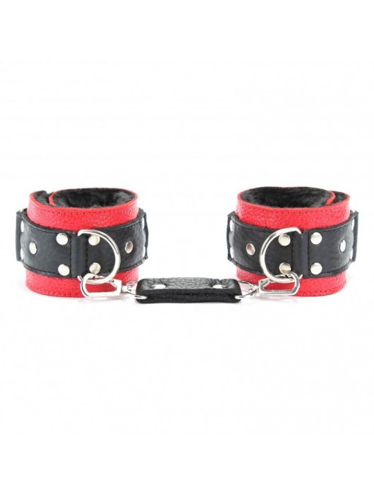 Красно-чёрные кожаные наручники с меховым подкладом - БДСМ Арсенал - купить с доставкой в Кургане