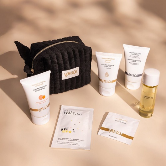 Набор YESforLOV La Trousse Enchantée в черной косметичке - YESforLOV - купить с доставкой в Кургане